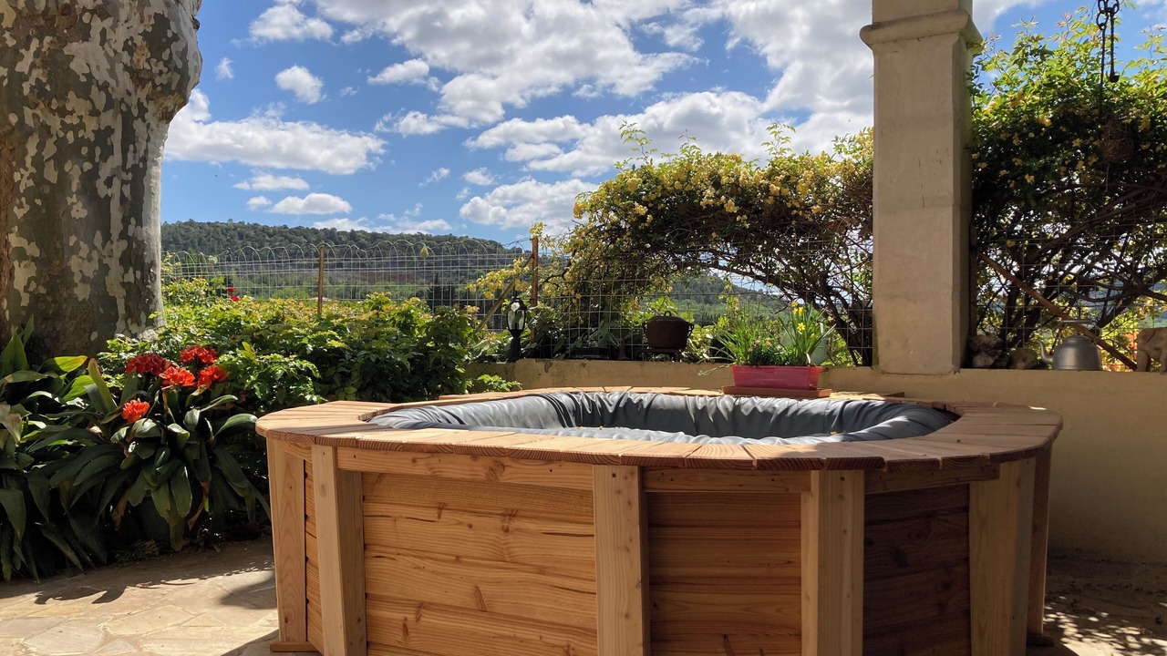 Photo of Outdoor in Saint-Paul-Trois-Chateaux