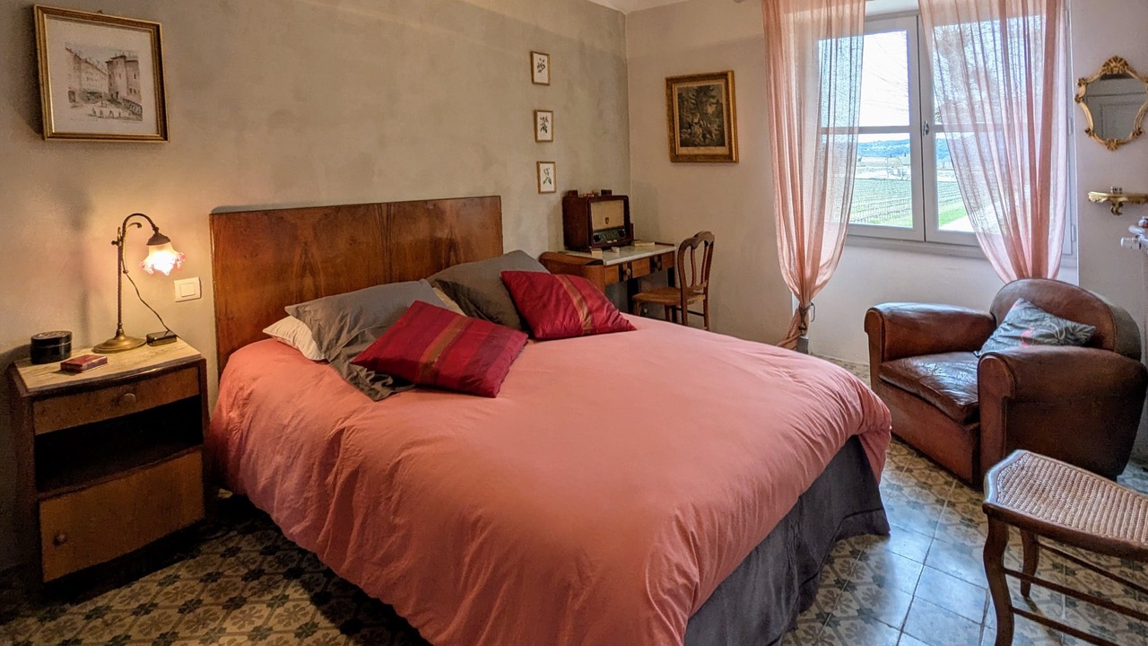 Photo of Bedroom in Saint-Paul-Trois-Chateaux
