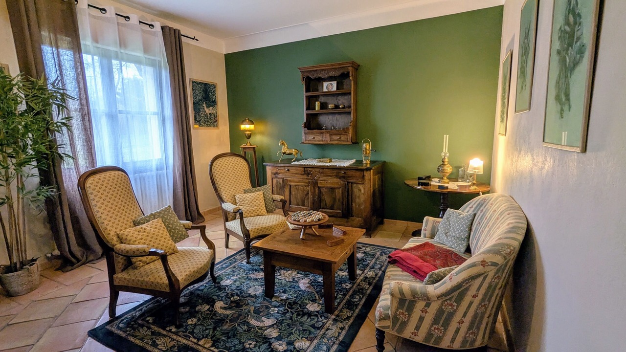 Photo of Livingroom in Saint-Paul-Trois-Chateaux