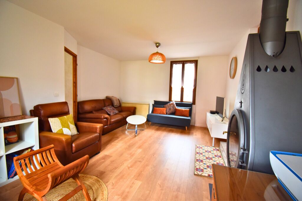 Photo of Livingroom in Meru