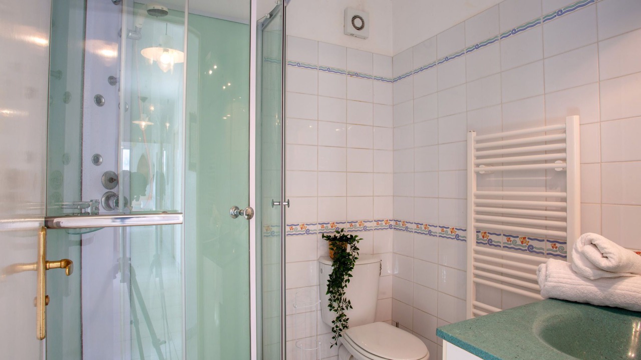 Photo of Bathroom in La Rogere