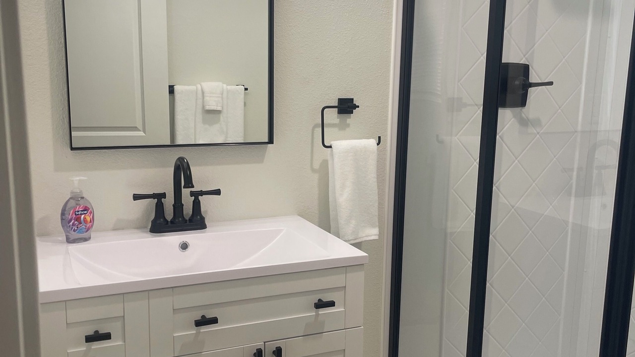 Photo of Bathroom in Lathrop