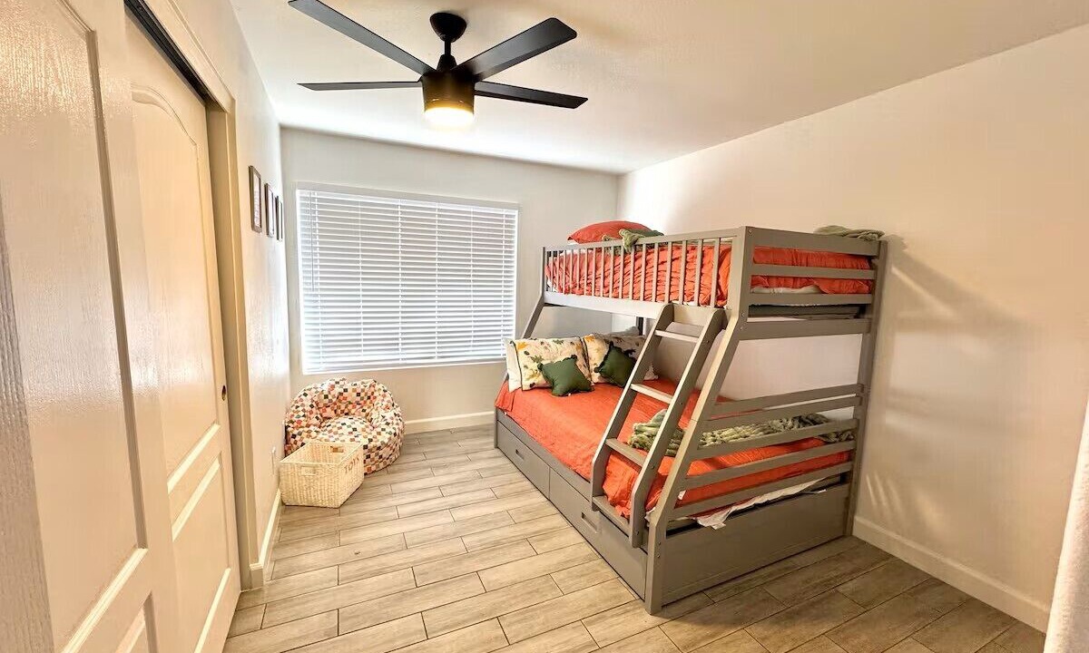 Photo of Bedroom in East Mesa