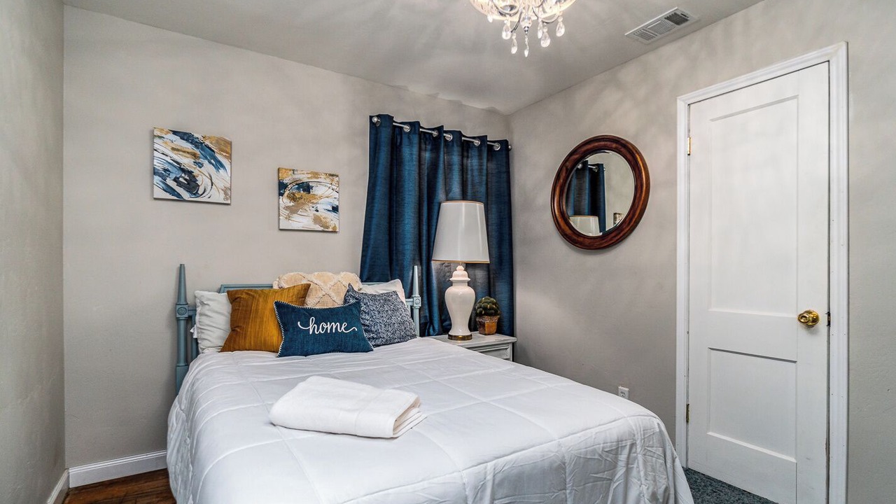 Photo of Bedroom in Borger