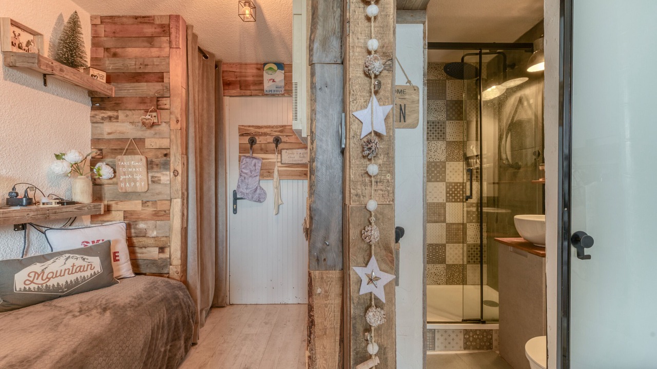 Photo of Bedroom in Eclose-Ouest