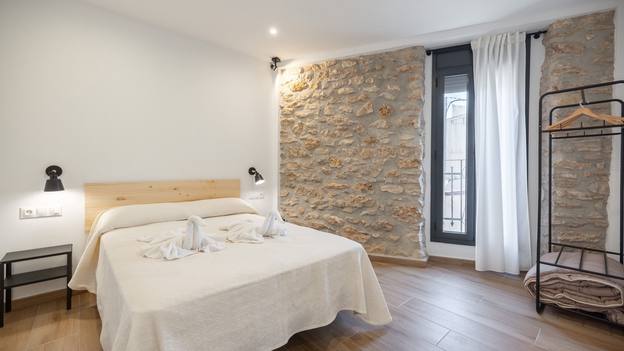 Photo of Bedroom in Camarles