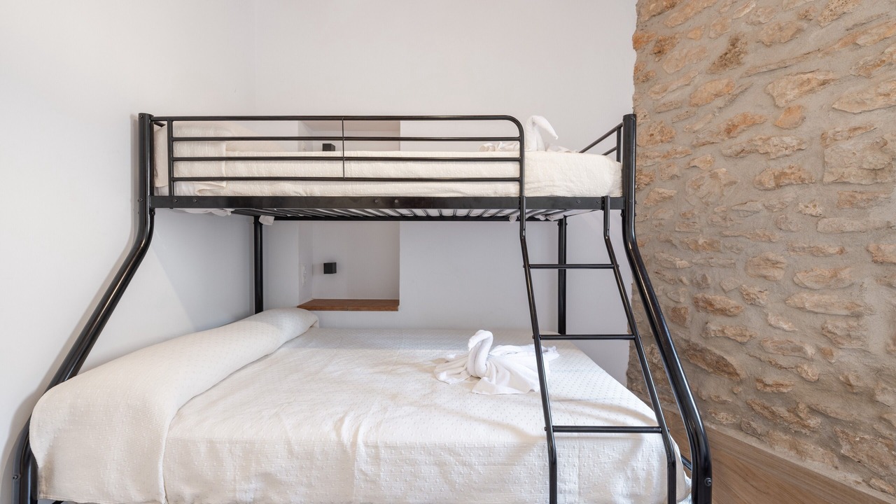 Photo of Bedroom in Camarles