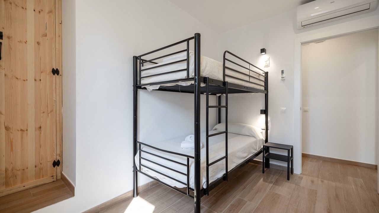 Photo of Bedroom in Camarles