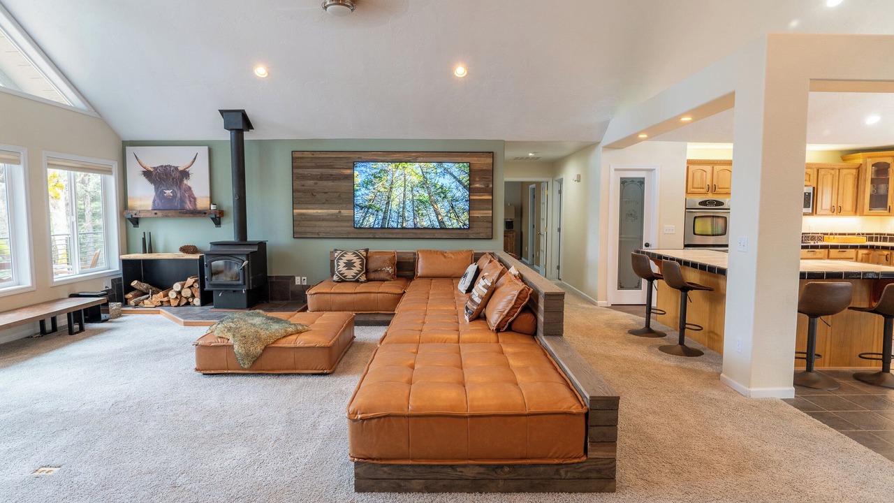 Photo of Livingroom in Lyle