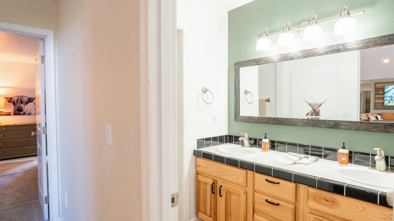 Photo of Bathroom in Lyle