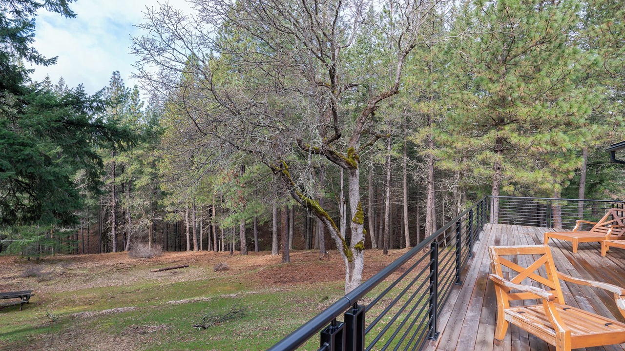 Photo of Patio Balcony in Lyle
