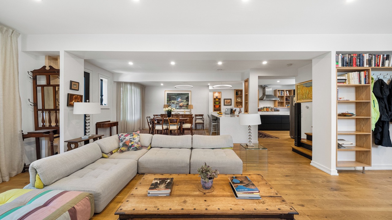 Photo of Livingroom in Trinity - Bellwoods