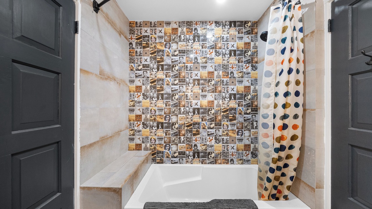 Photo of Bathroom in Trinity - Bellwoods