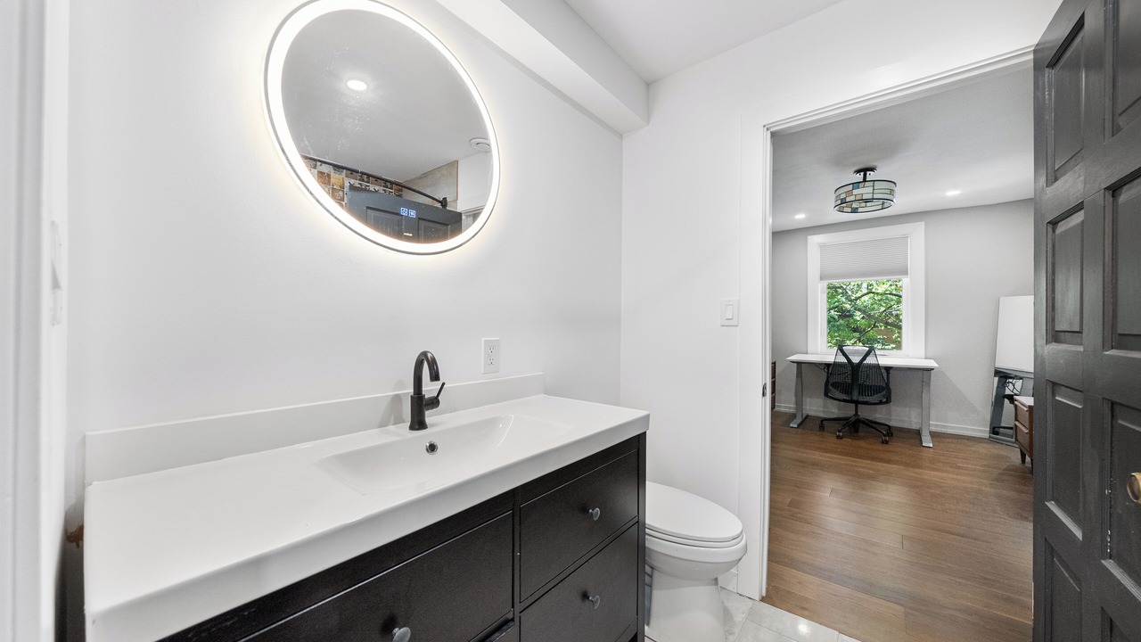 Photo of Bathroom in Trinity - Bellwoods