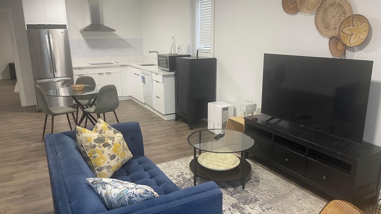 Photo of Livingroom in Durham Region