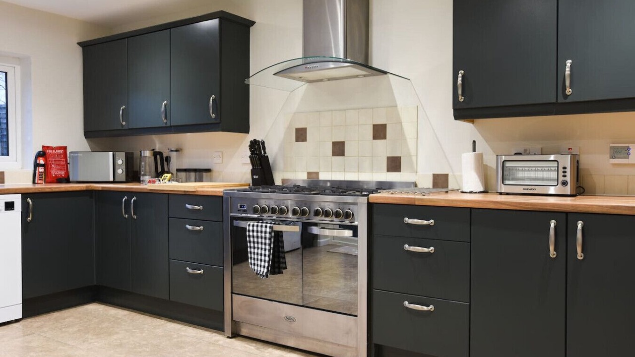 Photo of Kitchen in Shirrell Heath