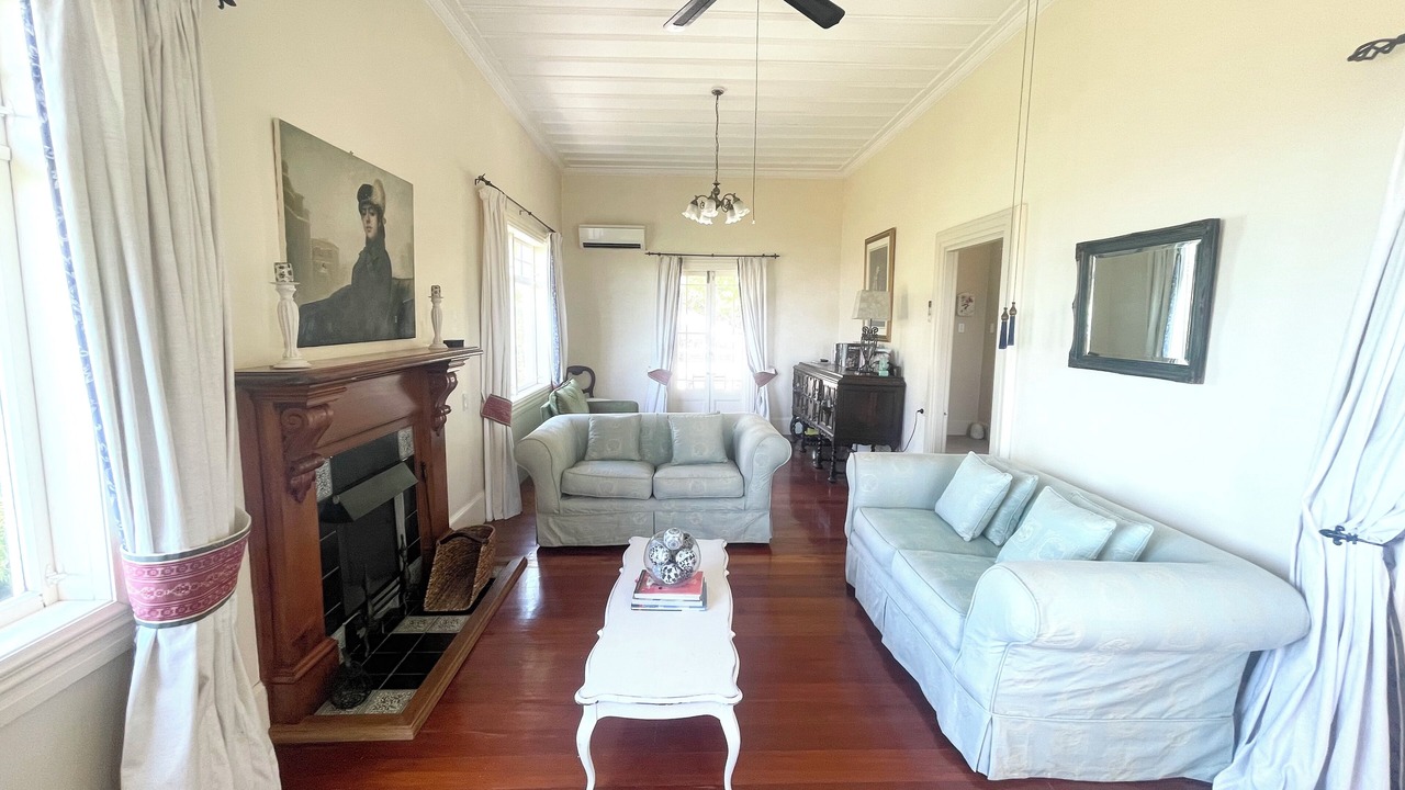 Photo of Livingroom in Bluff Hill