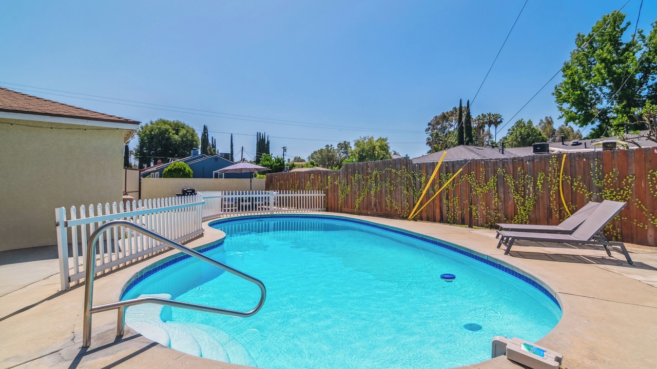 Photo of Outdoor in Reseda