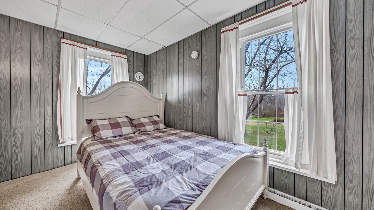 Photo of Bedroom in Farnham