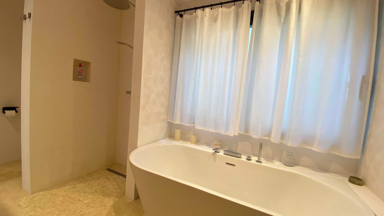 Photo of Bathroom in Aubussargues