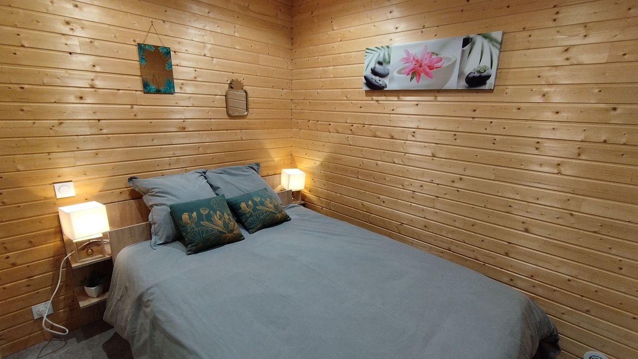 Photo of Bedroom in Saint-Julien-sur-Cher