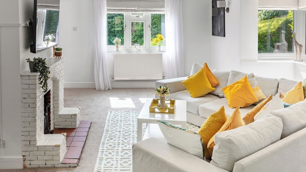 Photo of Livingroom in Epping