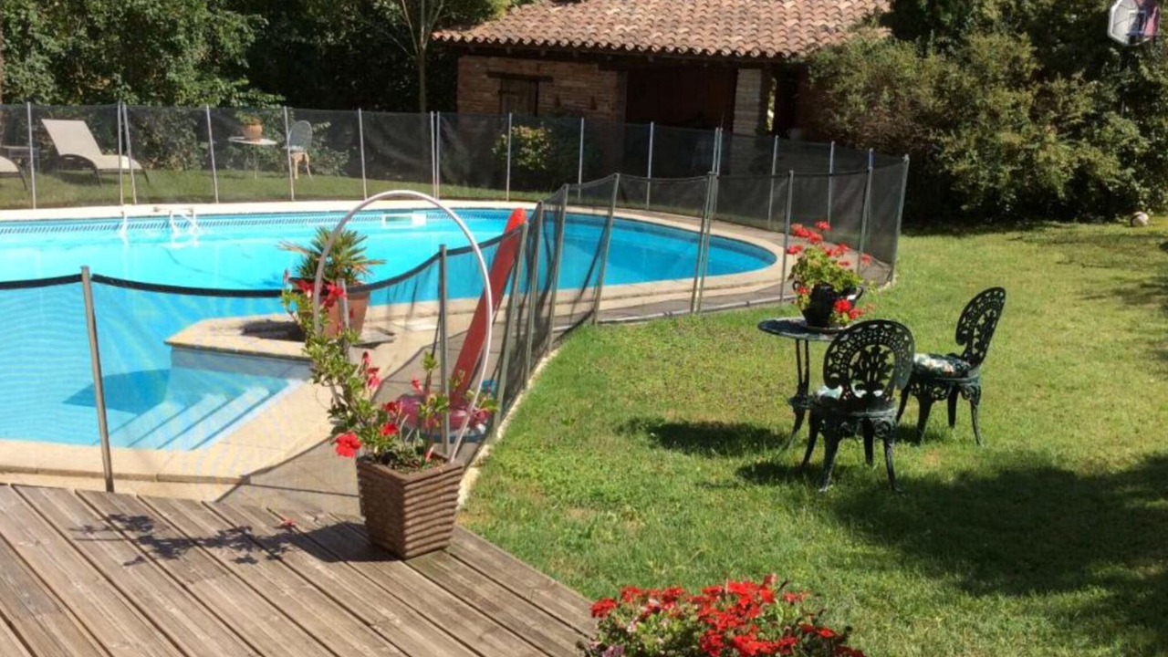 Photo of Outdoor in Realville