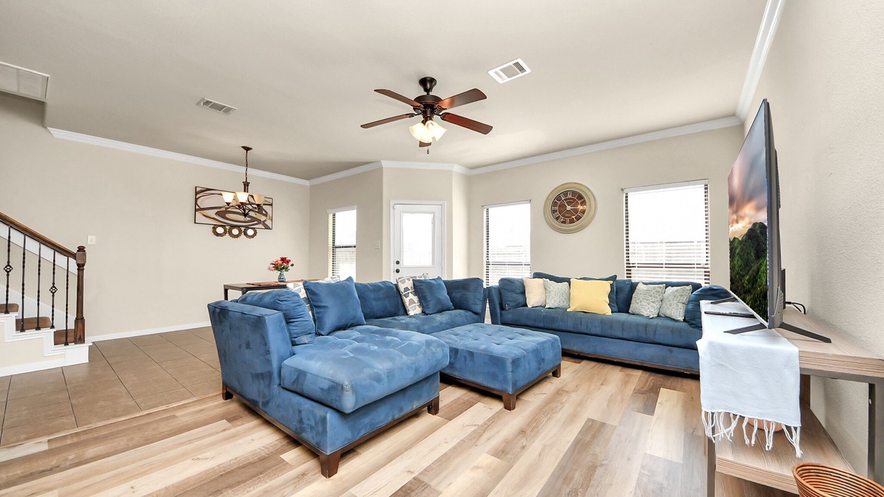 Photo of Livingroom in Barker