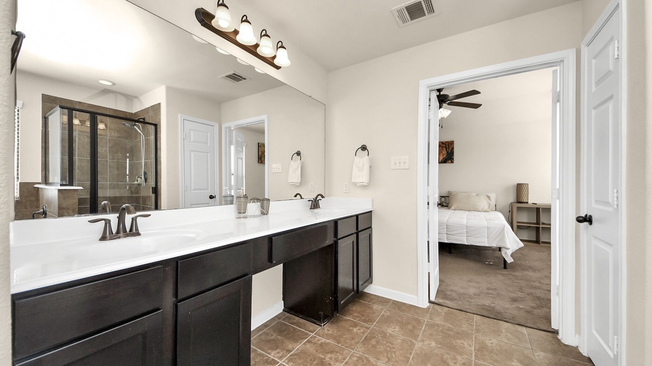 Photo of Bathroom in Barker
