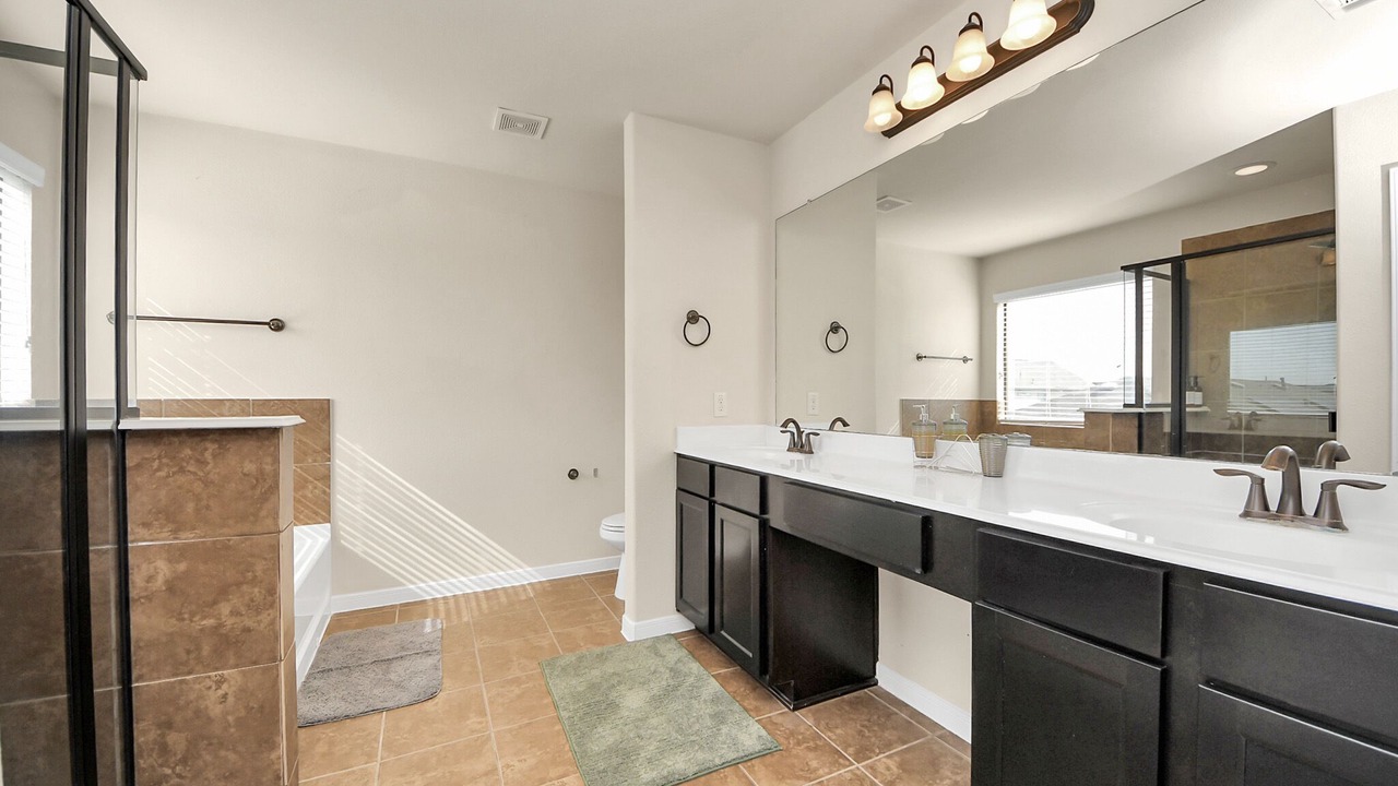 Photo of Bathroom in Barker
