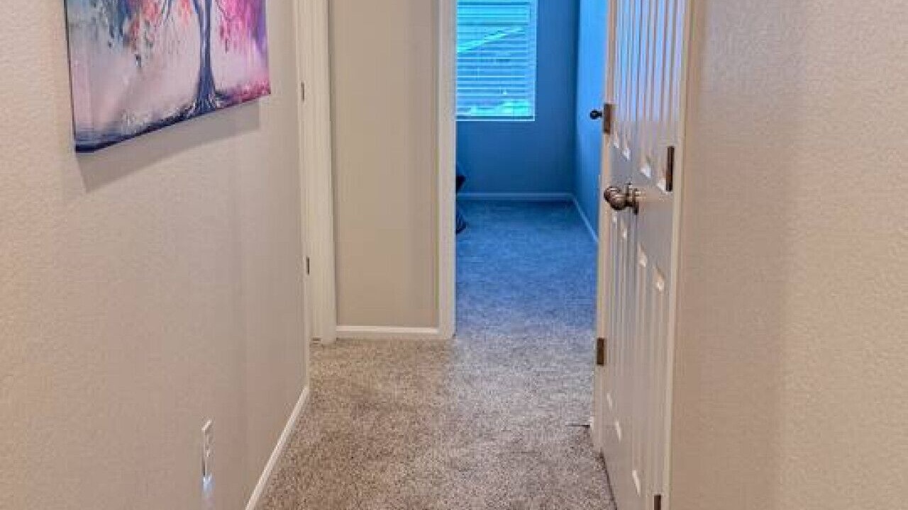 Photo of Others in Aurora
