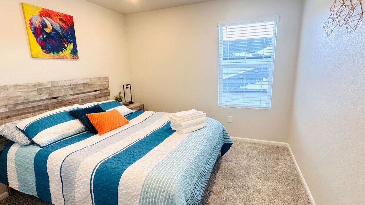 Photo of Bedroom in Aurora