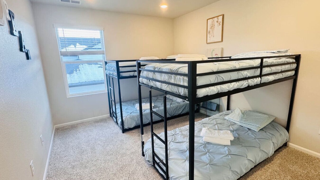Photo of Bedroom in Aurora