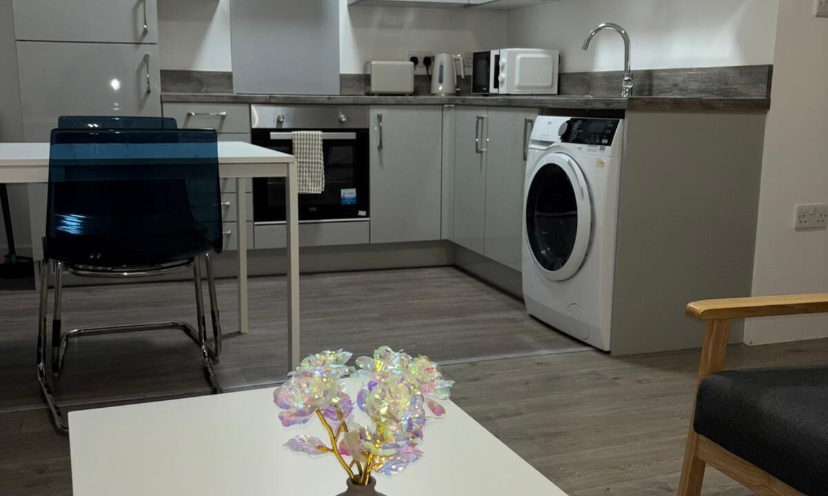 Photo of Others in Leigh