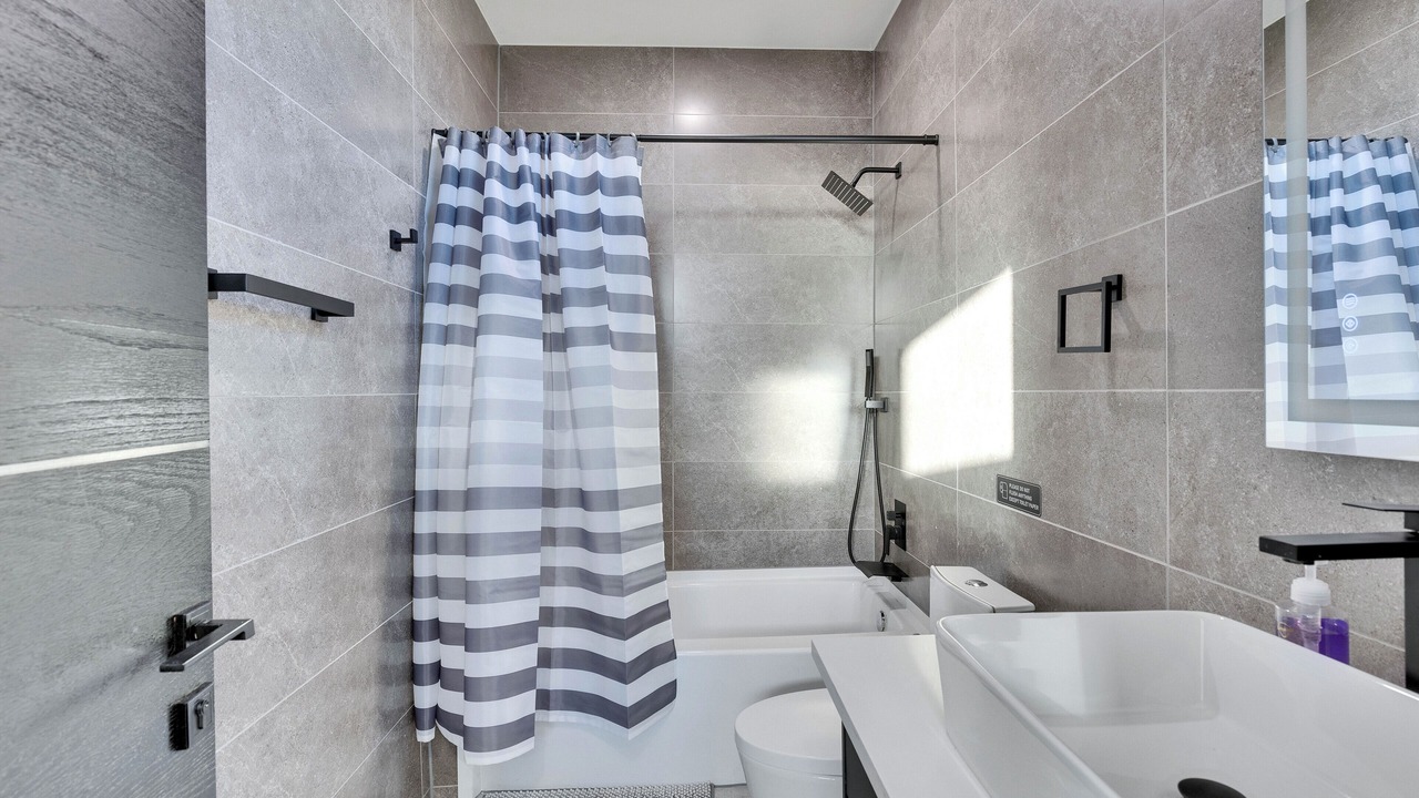 Photo of Bathroom in Highland Lake Estates