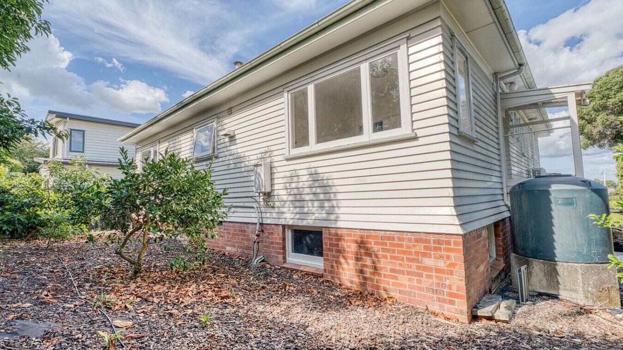 Photo of Others in Epsom