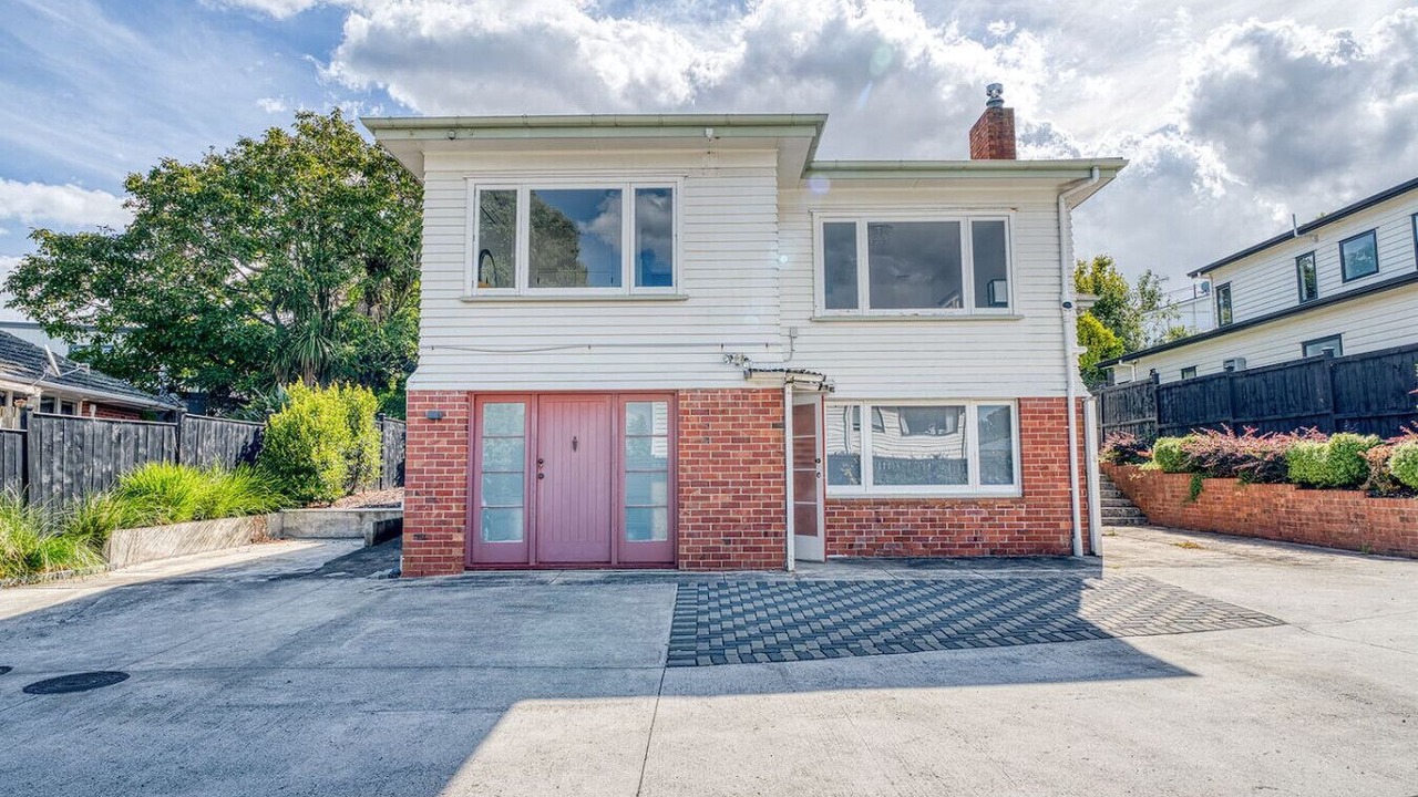 Photo of Others in Epsom