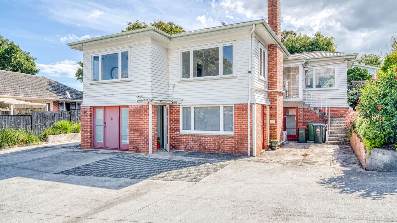 Photo of Others in Epsom