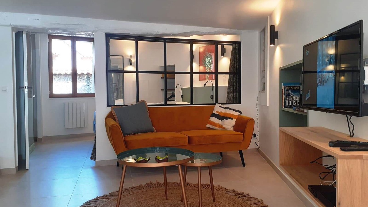 Photo of Livingroom in Tourtour