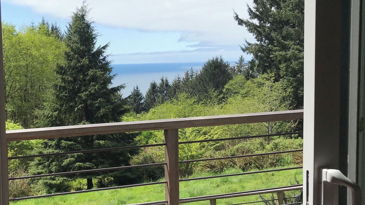 Photo of Others in Nehalem