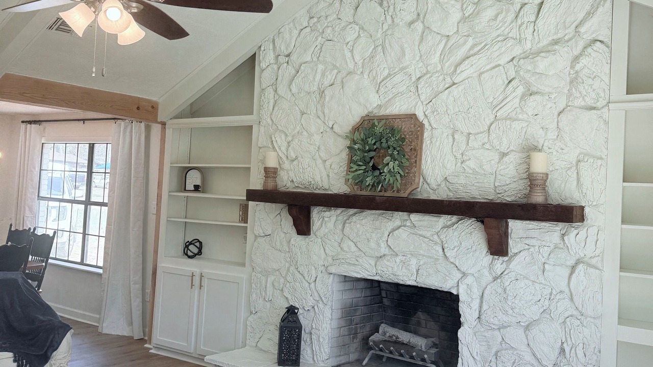 Photo of Livingroom in Flowood