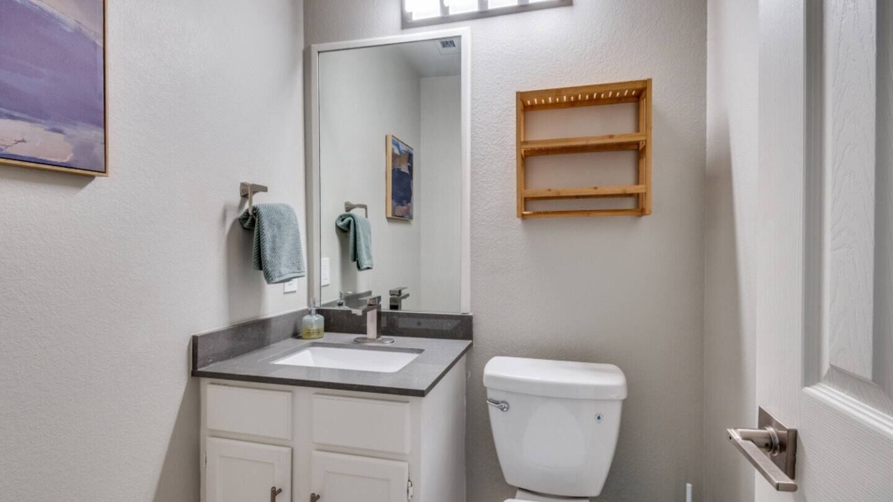 Photo of Bathroom in North Central Carrollton