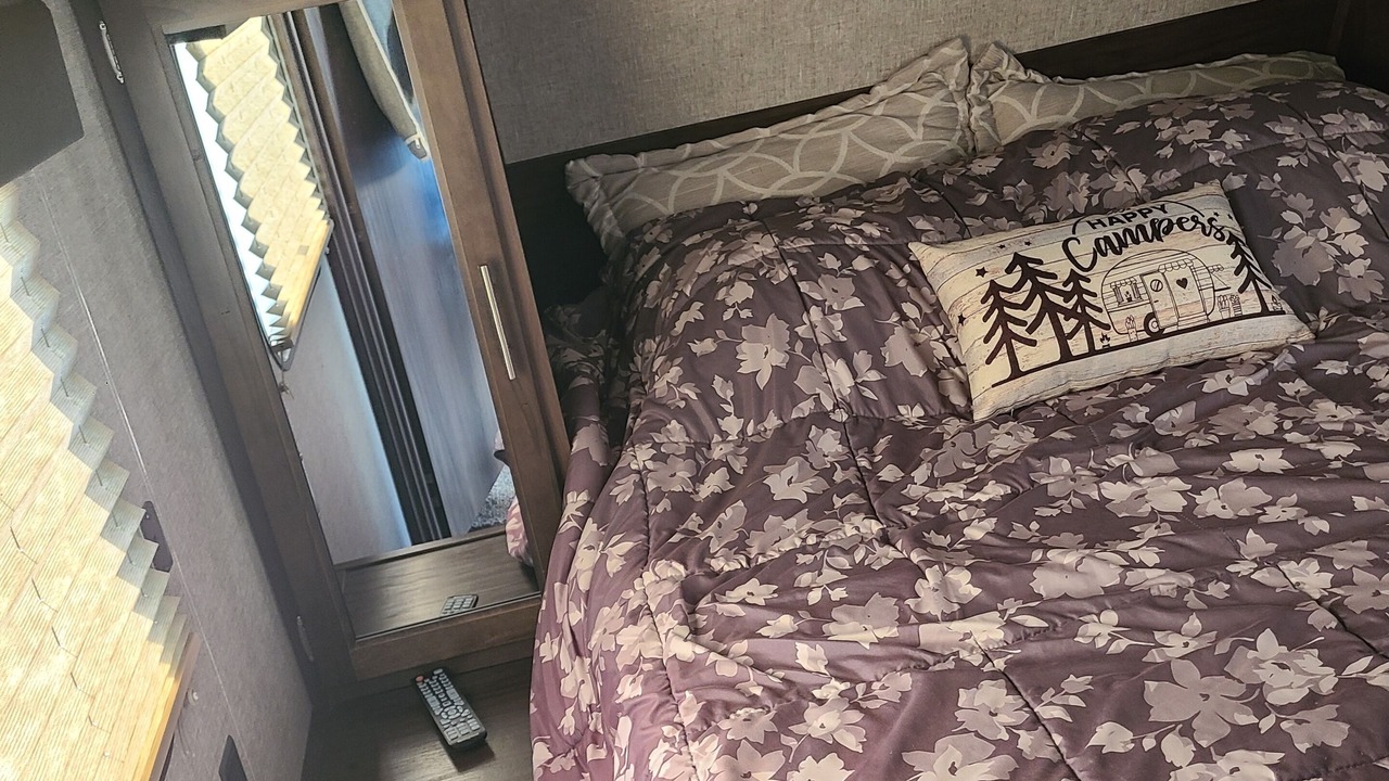 Photo of Bedroom in Suamico