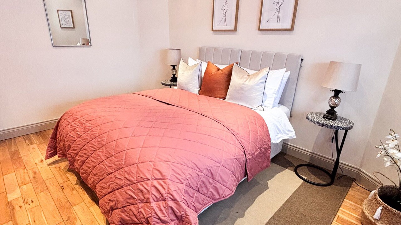 Photo of Bedroom in Govan