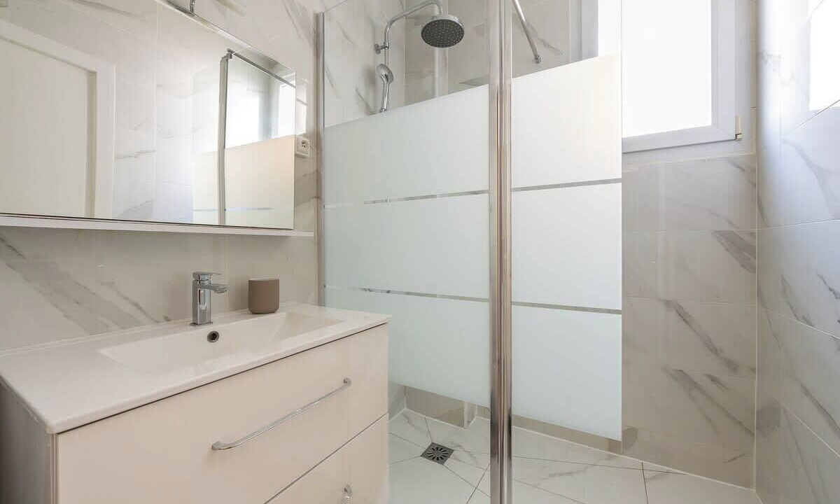 Photo of Bathroom in Neuilly-sur-Seine