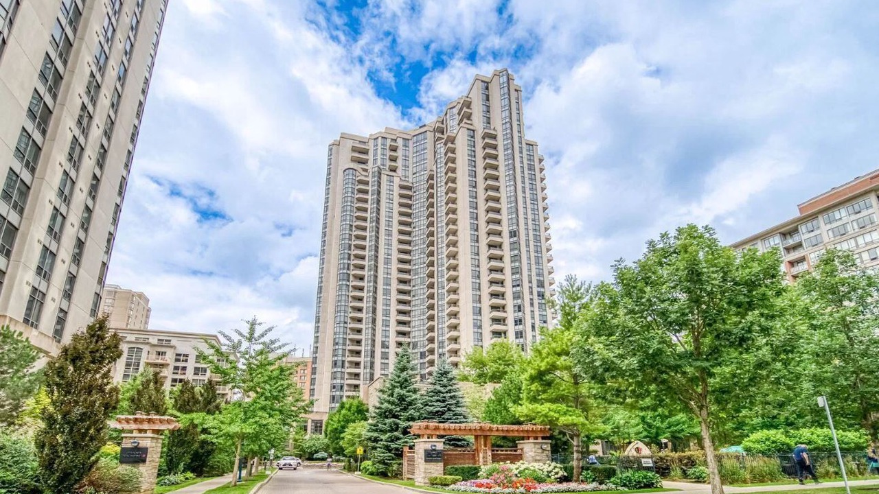 Photo of Outdoor in Willowdale