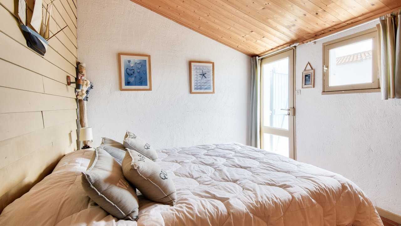 Photo of Bedroom in La Gueriniere