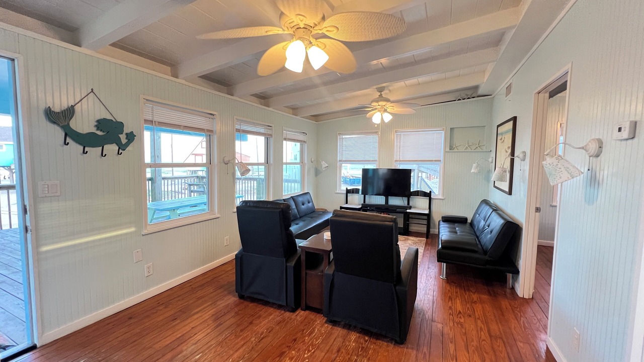Photo of Livingroom in Surfside Beach