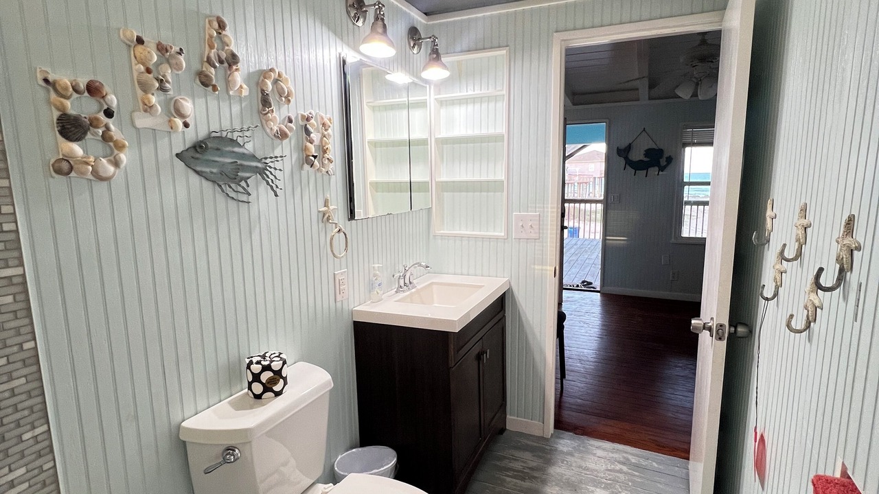 Photo of Bathroom in Surfside Beach