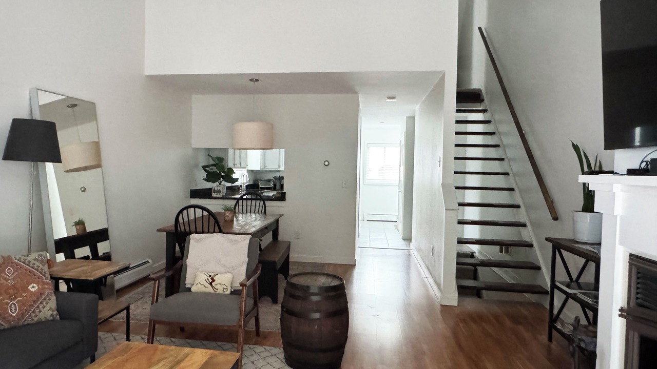 Photo of Livingroom in Stowe Area